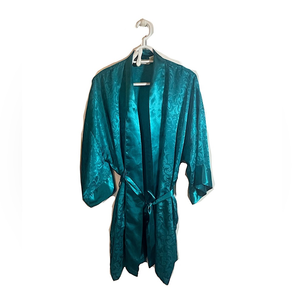 Victoria’s Secret Silky smooth Vintage Teal robe size OS